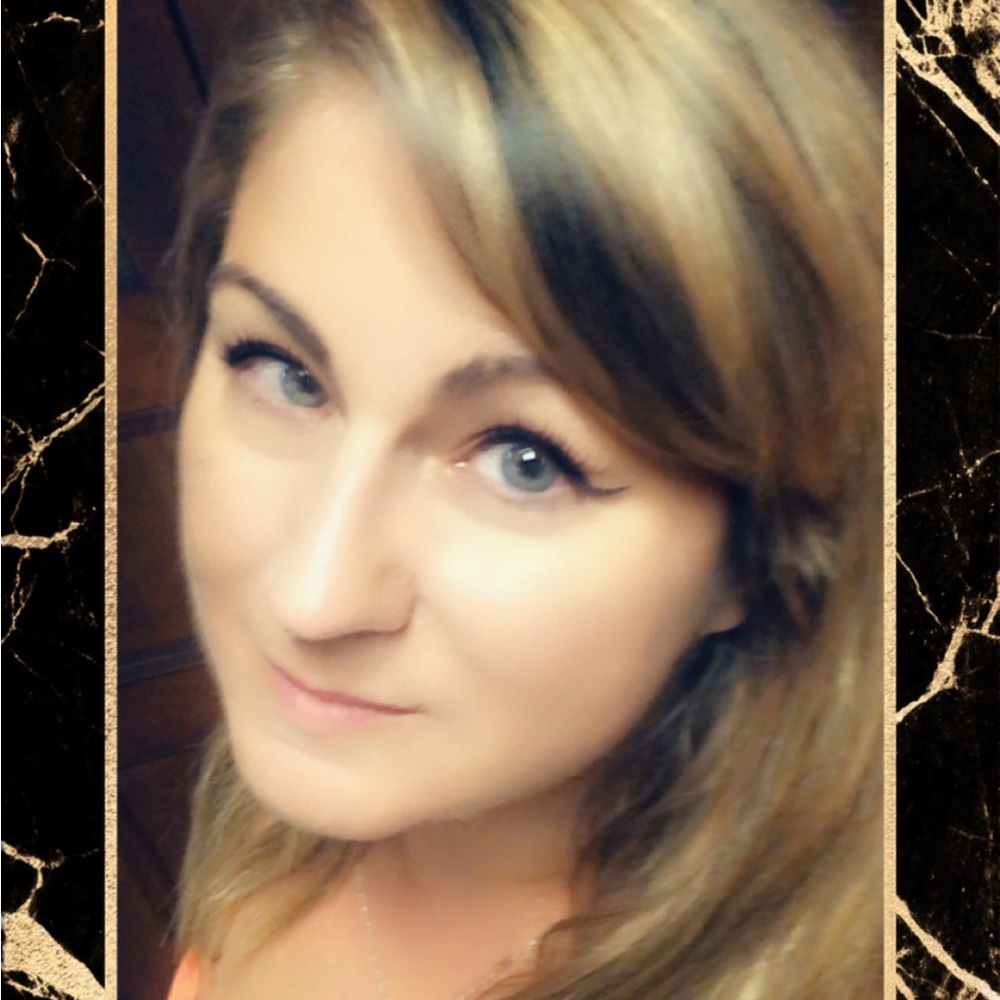 Meet your Posher, Diana